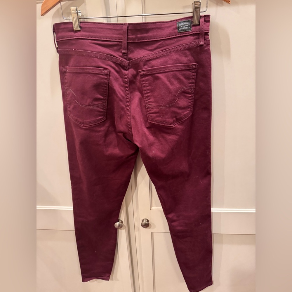 Levi Burgundy Skinny Jeans - Picture 4 of 5